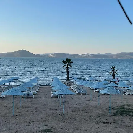 Lakeside Gardens - 2 Bedroom - Sleeps 6 * Milas