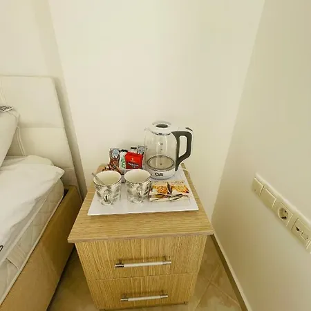 Lakeside Gardens - 2 Bedroom - Sleeps 6 Milas